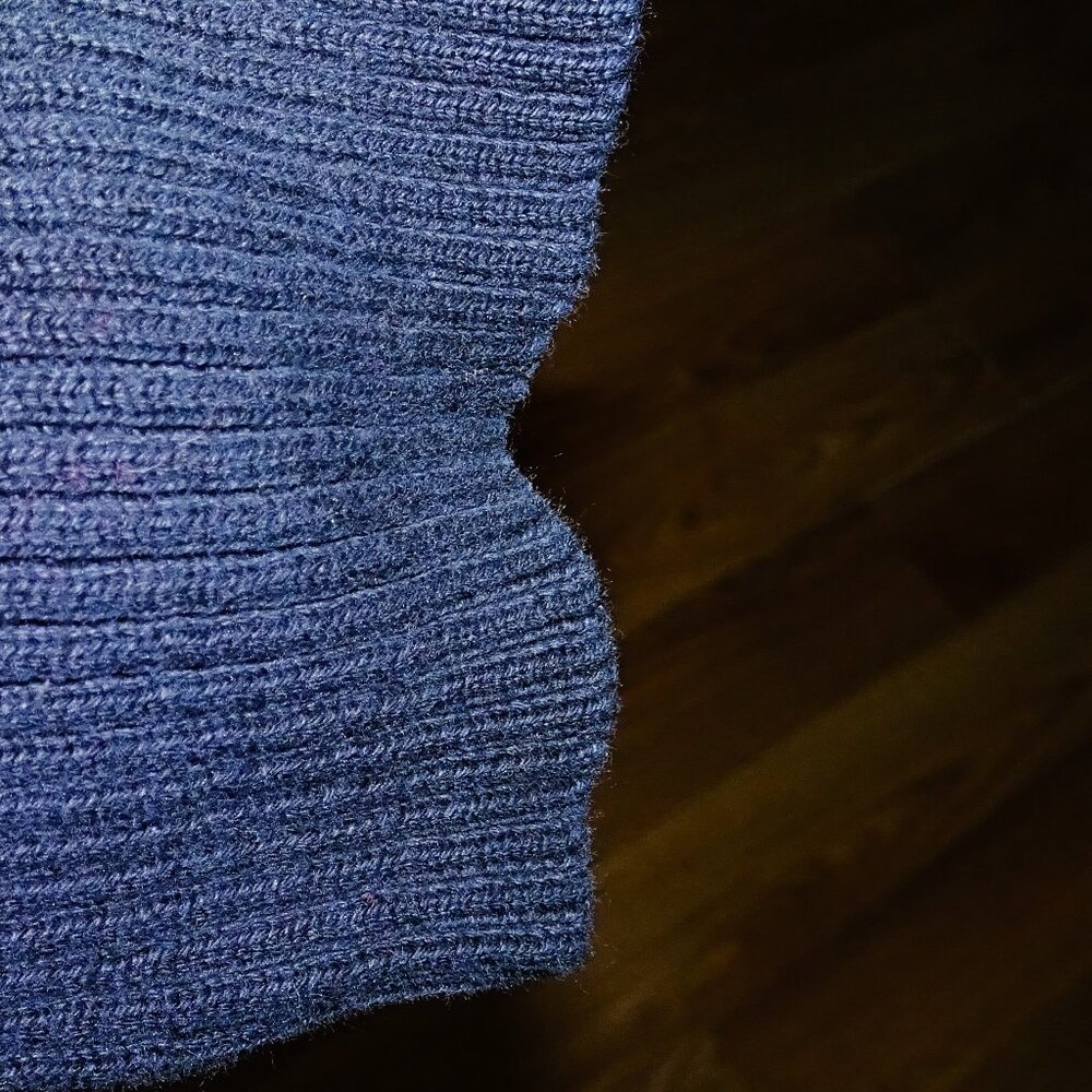 Copper Key Ribbed Turtleneck Sweater - Picture 3 of 6